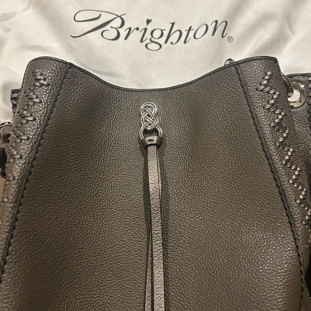 Brighton Georgia Handbag, pewter color. NIB. ✨